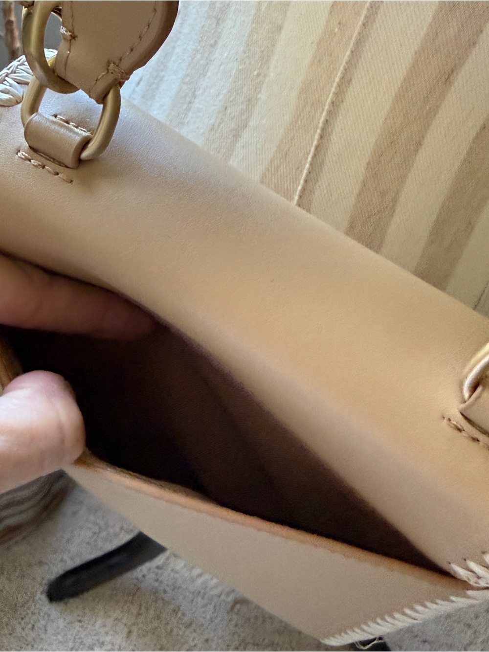ANTONIO MELANI Beige Leather Top-Handle Crossbody Bag with Whipstitch Trim - Picture 6 of 10